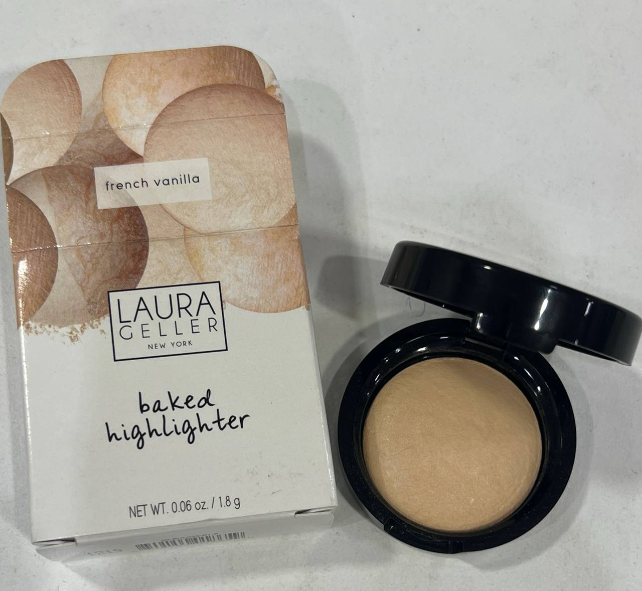 Laura Geller Baked Highlighter – French Vanilla