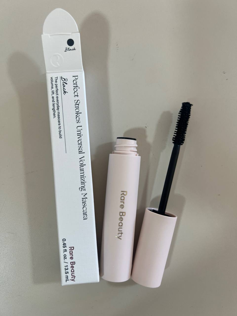 RARE BEAUTY - Bundle "Daily Glow" (Terra + Ombretto + Mascara)