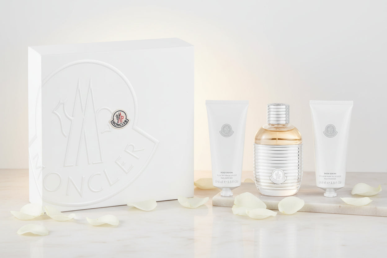Cofanetto Moncler Pour Femme Eau de Parfum + Body Lotion + Shower Gel ✨